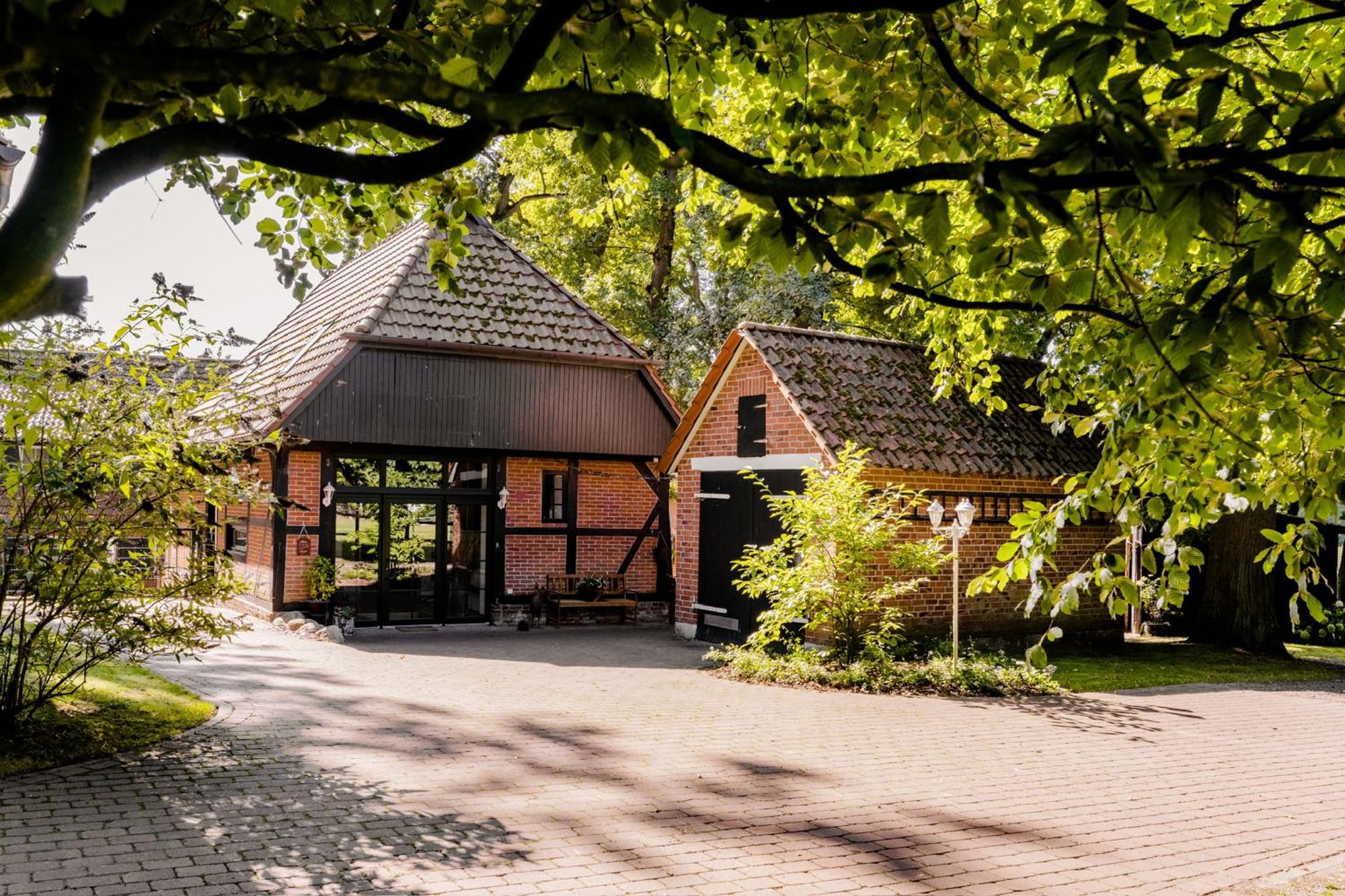 Traumhaftes Anwesen In Der Lueneburger Heide Leilighet Soltau Eksteriør bilde